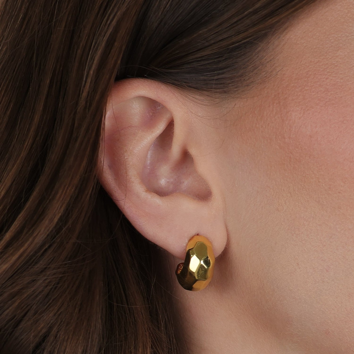 Brinco Meia Argola Orgânico Quadrado