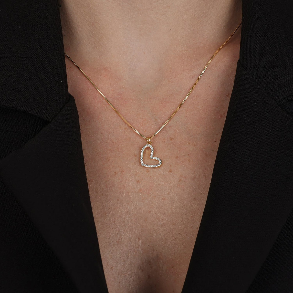 Colar Coração Lateral