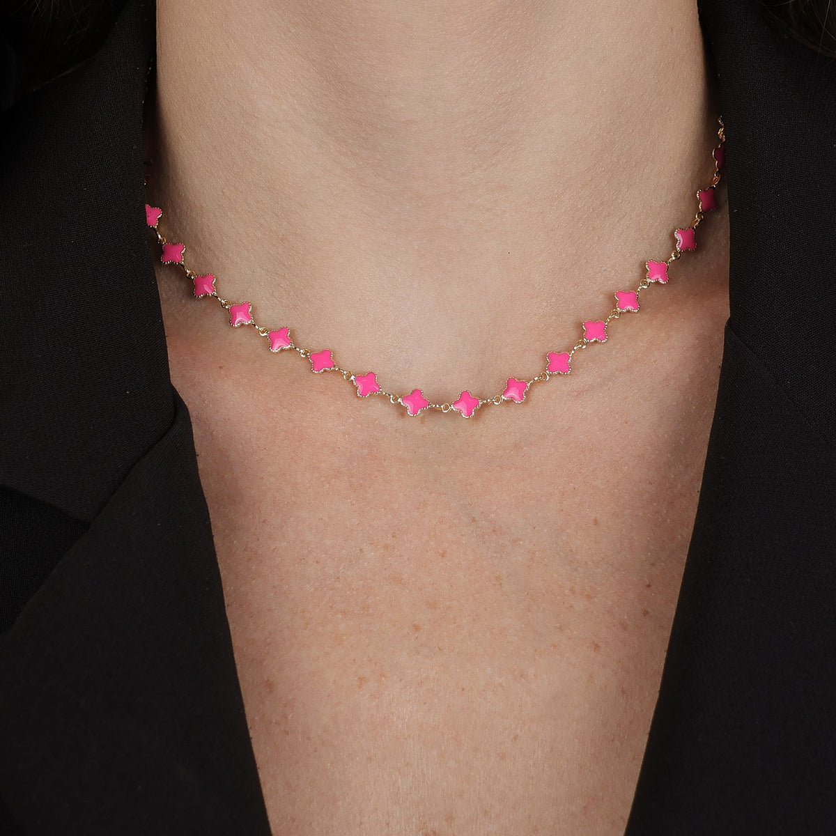 Colar Jardim de Trevos Rosas