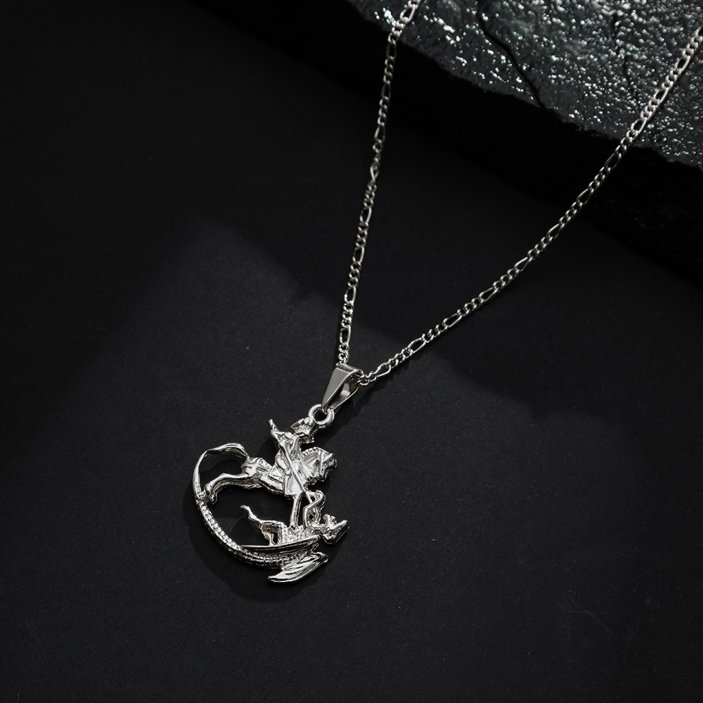 Pingente Prateado São Jorge com Ouro Branco