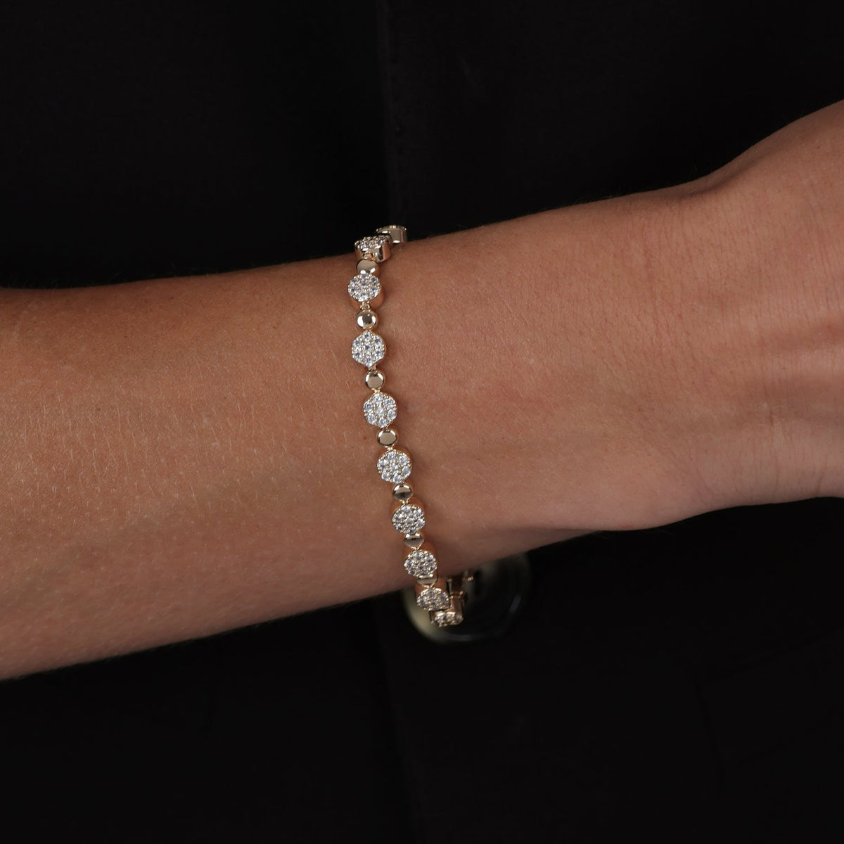 Pulseira Cuff com Zircônias